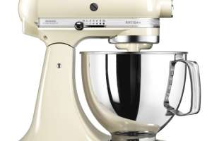 Kitchenaid Artisan 4.8l Stand Mixer Almond Cream Gloss