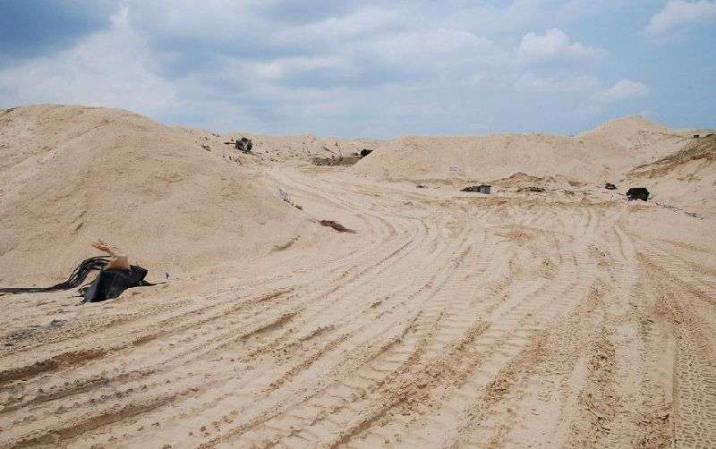 pitsand and river sand