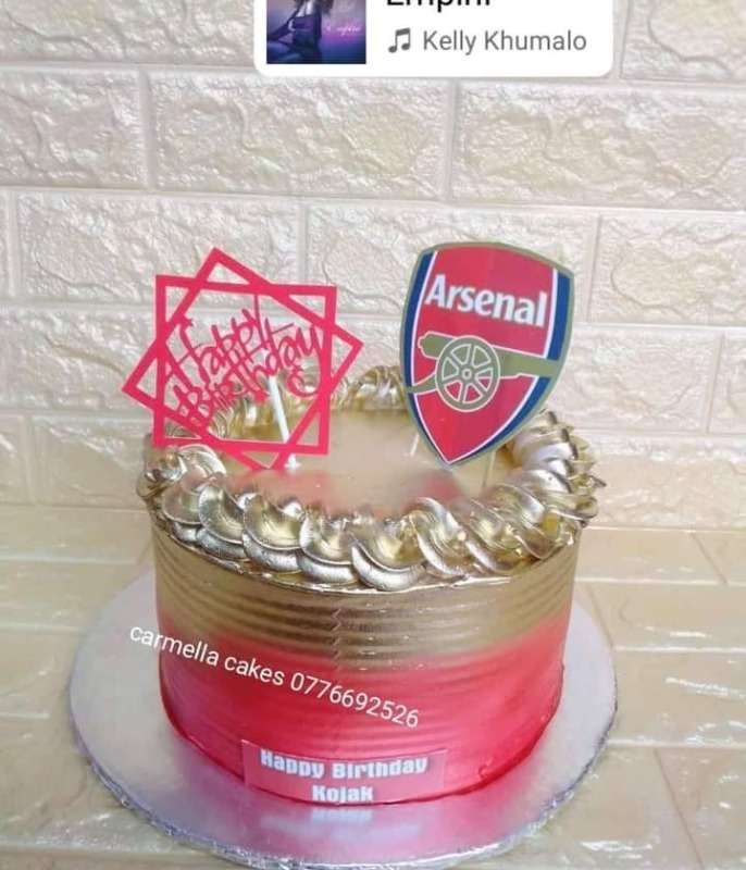 Arsenal Cake With Metallic Gold