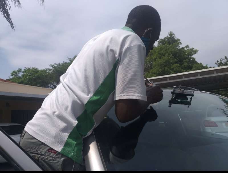 Windscreens, Rear Windscreens, Doorglasses,vents,cracks And Stonechips Repairs