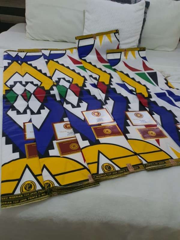 I Sell Java Print 6yrds Materials At 15 Us Each