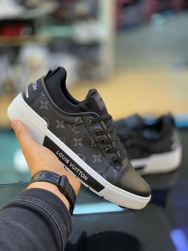 Louis Vuitton LV Archlight Sneaker BLACK. Size 42.0