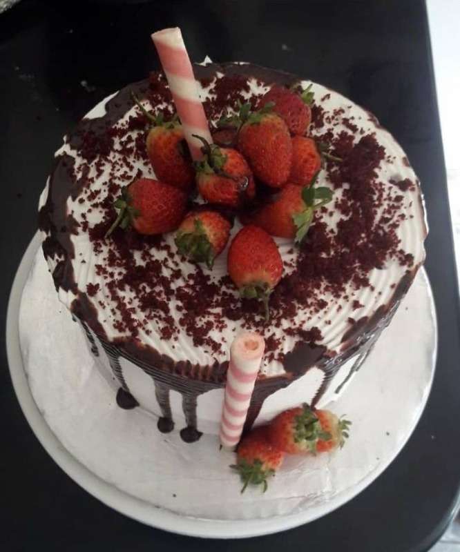 Valentine's Cake Promotion $5 Off