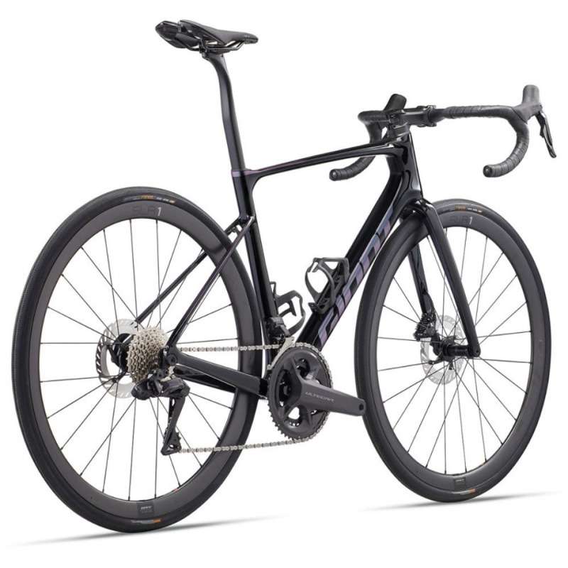 2024 Giant Defy Advanced Pro 0 Road Bike (pienarbikeshop)