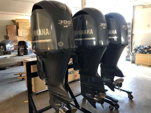 Yamaha Four Stroke 300hp Outboard Engine