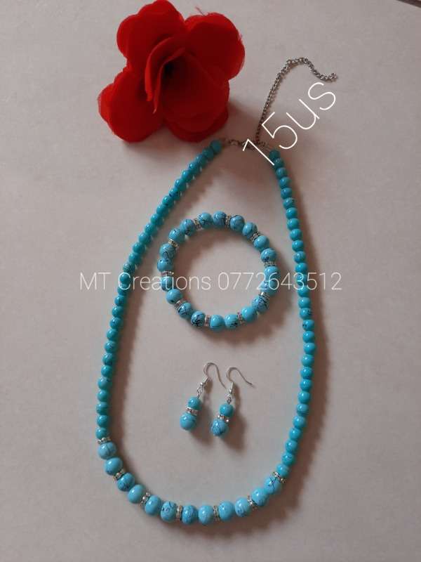 Necklace ,bangle&earrings Set