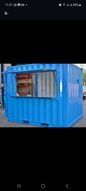 Dry Cargo Shipping Containers