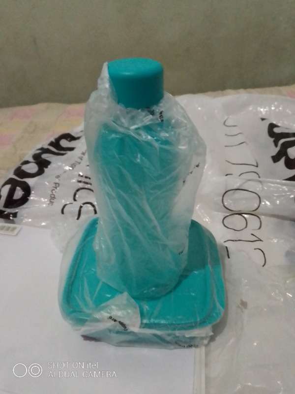 Tupperware Divided Lunchbox And 750mls Ecobottle