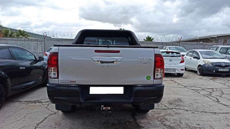 2019 Toyota Hilux 2.8 Gd-6 Rb Raider 4x4 Automatic Double Cab. For More Information Call Or Whatsapp +27 78 576 7120