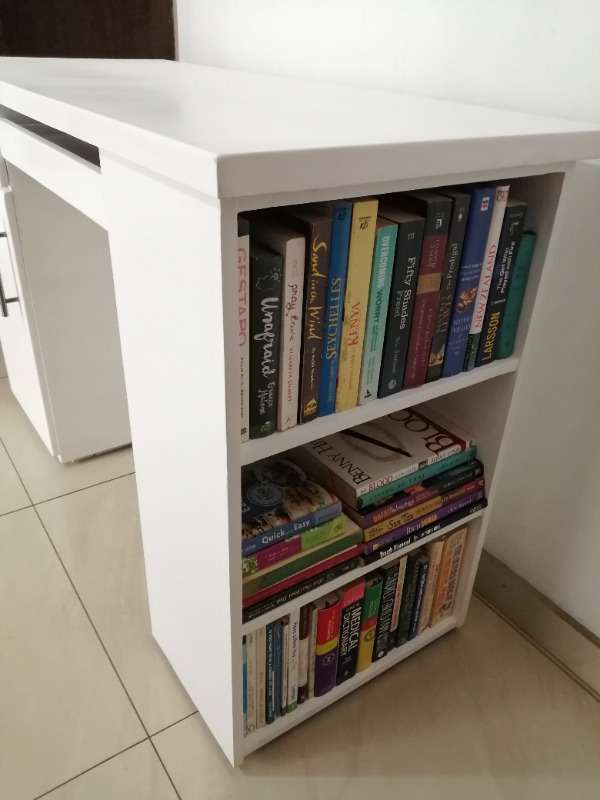 120cm Desk With Bookshelf