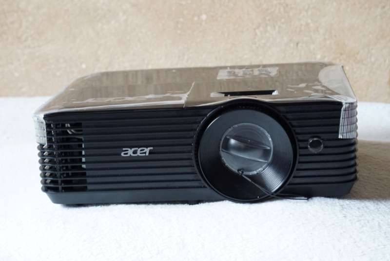Acer X118h Dlp 3d Ready  Projector