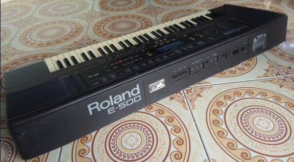 Roland E-500 For Sale
