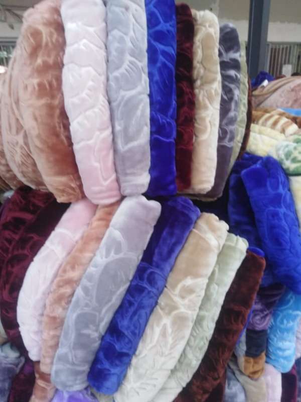 1 Ply Blankets Wholesale