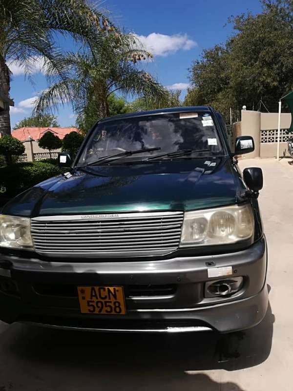 toyota landcruiser vx v8