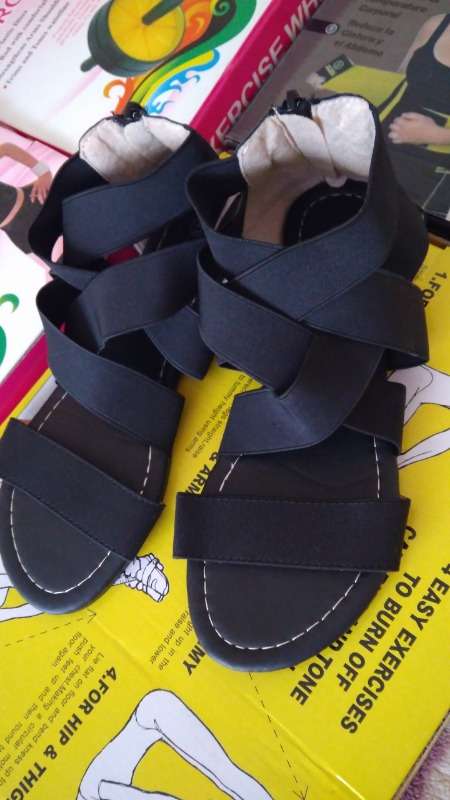 ladies sandals