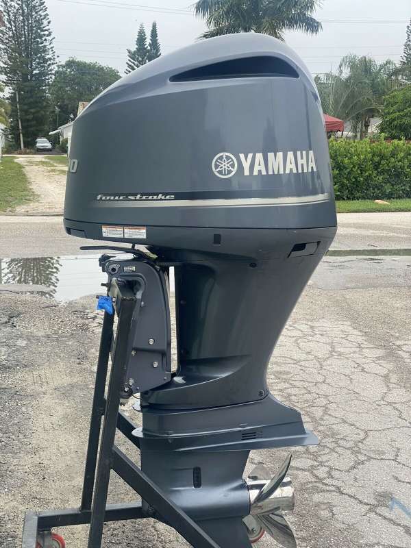 2018 Yamaha 300 Hp Outboard Motor Engine