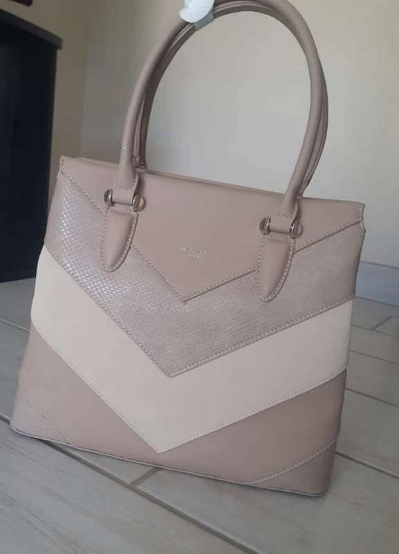 David Jones Handbags