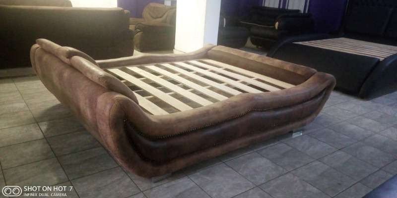 A Unique Base Bed