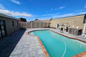 Swimming Pool Services