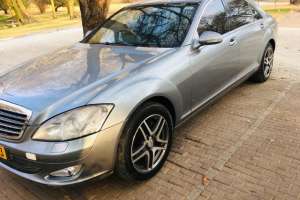 Mercedes Benz S300 Limo Package