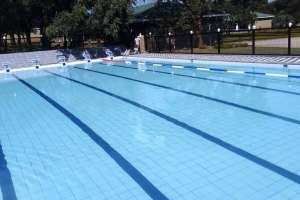 New Swimming Pool Building And Renovations